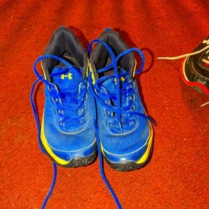 Youth boys high top Under Armor sneakers